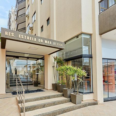 187 Apartamento 50M Da Praia. Bela Vista Ao Mar. Em Avenida Principal De Bombinhas. Exterior foto