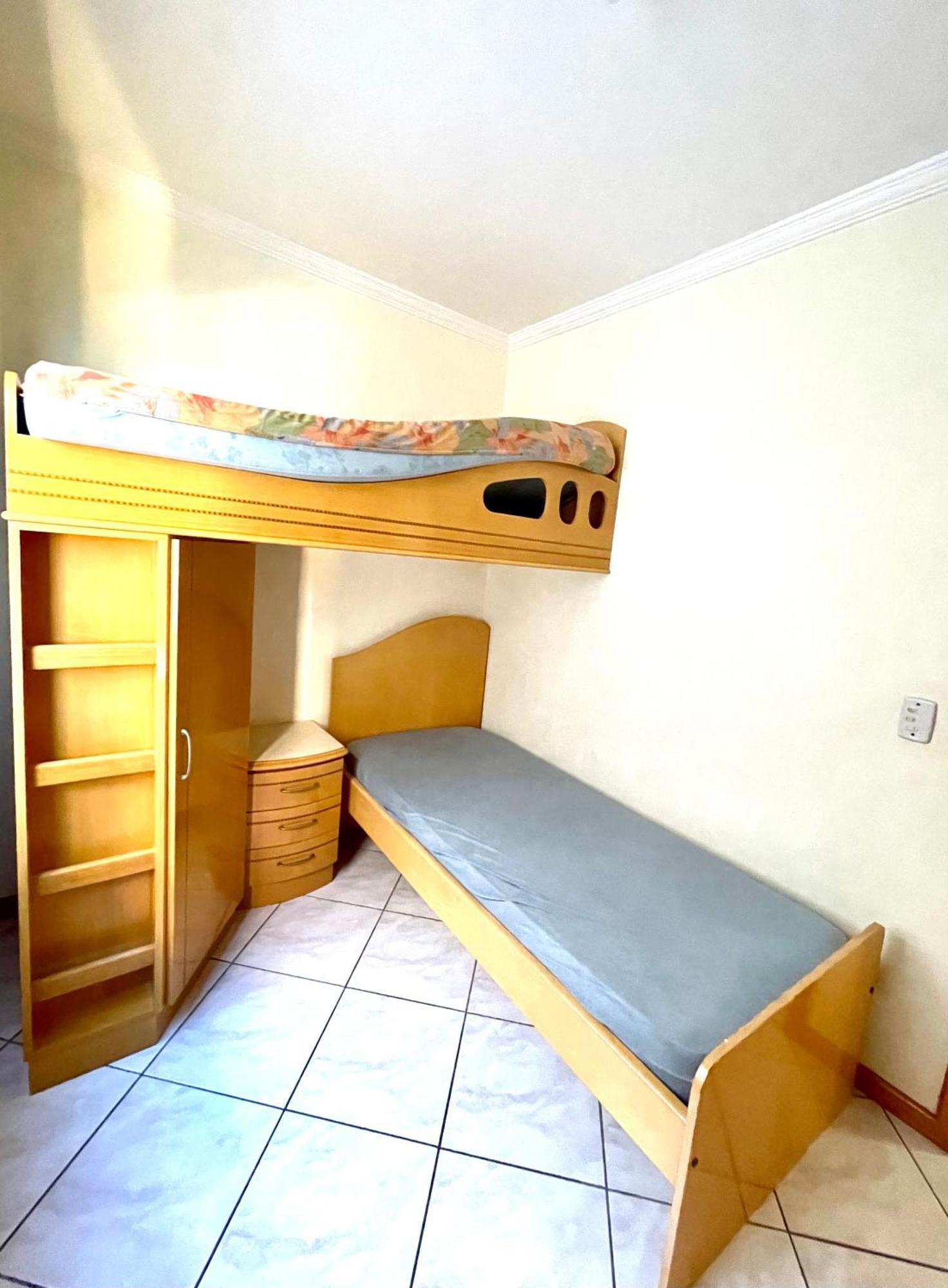 187 Apartamento 50M Da Praia. Bela Vista Ao Mar. Em Avenida Principal De Bombinhas. Exterior foto